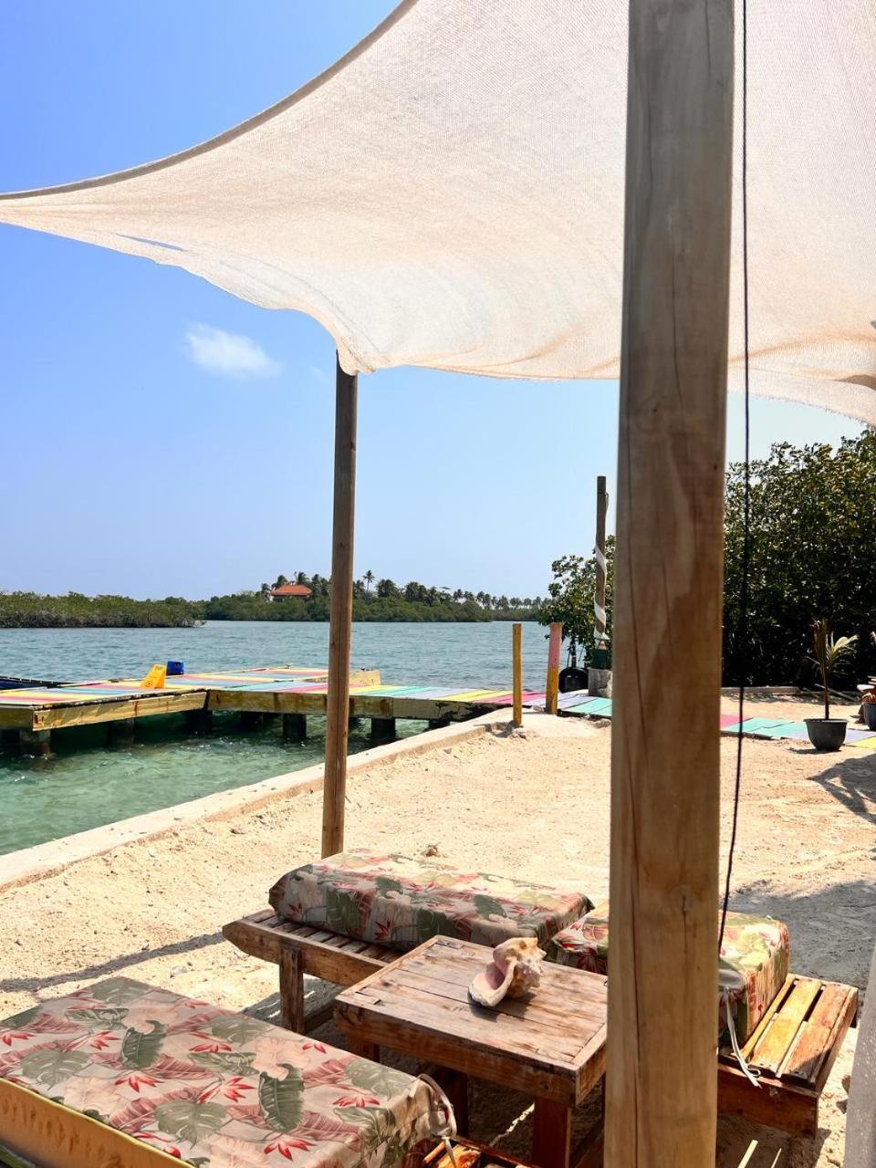 Hotel El Arca Tintipan Island Exterior foto